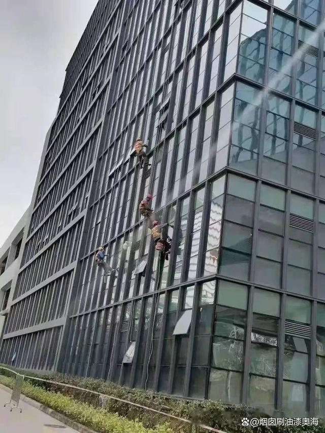 外墙玻璃幕墙清洗的方法与步骤